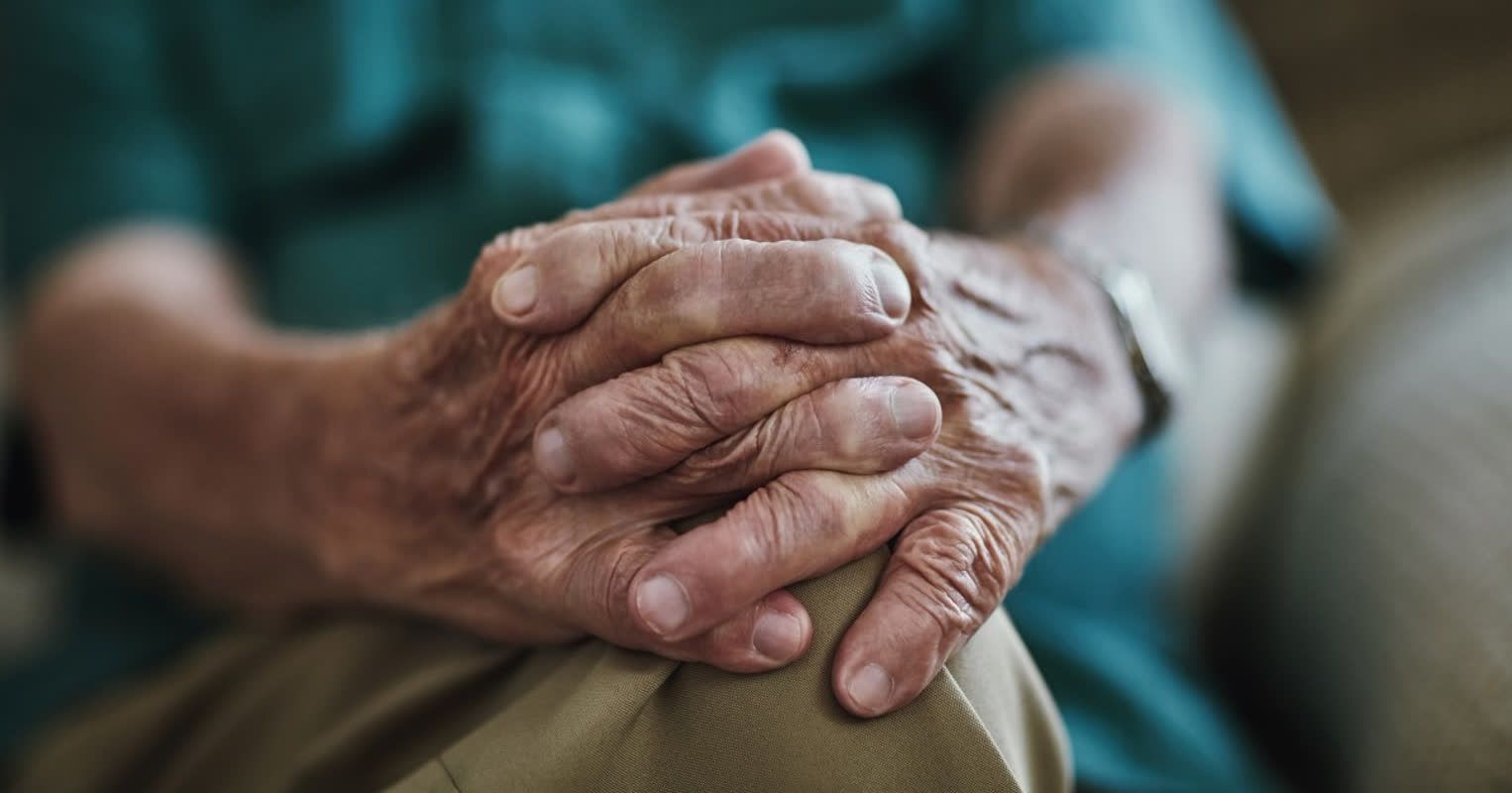 Rubbing Hands and Personality Changes: Lesser-Known Signs of Dementia