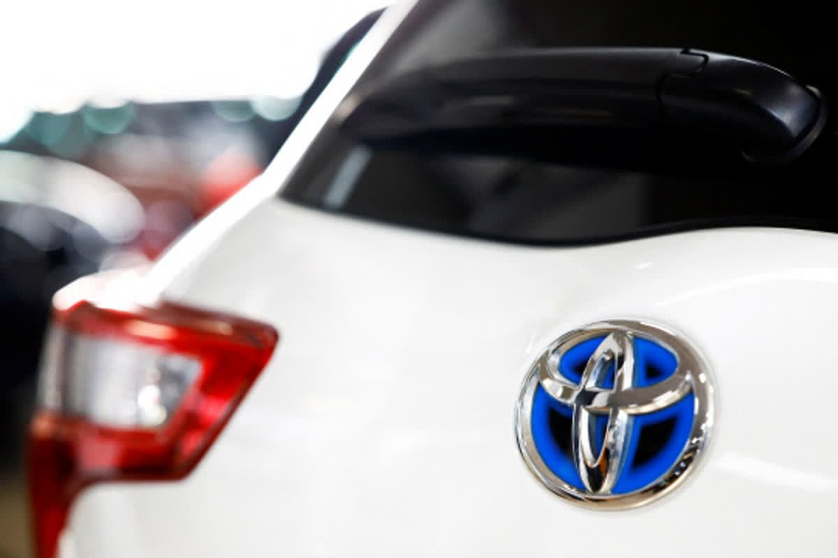 Toyota Takes Action to Offset Rising Labor Costs for Its Parts Suppliers